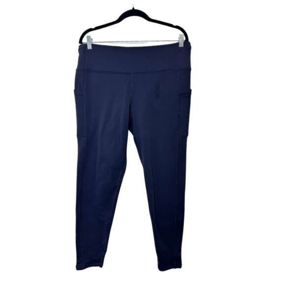 Lululemon Stash It Tank - Picture 2 of 9